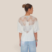 Carica l'immagine nel visualizzatore di Gallery, Haveone blusa scollo V con pizzo 94% cotone Art CMA-Q201

