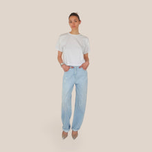 Carica l'immagine nel visualizzatore di Gallery, Haveone jeans Stella con applicazioni e micro rotture 100% cotone Art PLS-Q041

