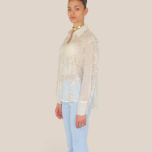 Carica l'immagine nel visualizzatore di Gallery, Haveone camicia over fiore pizzo con micro paillettes 85% tencel Art CFW-Q167

