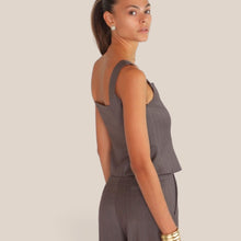 Carica l'immagine nel visualizzatore di Gallery, Vicolo top tortora gessato 34% viscosa Art TAC1542 ( Blazer TAC1562 Pantalone Tac1543 )
