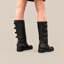 Carica l'immagine nel visualizzatore di Gallery, Divine follie biker vitello nero con fibbie tacco 5 cm Art SAL91
