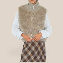 Carica l'immagine nel visualizzatore di Gallery, Philia Loft gilet Art D03E0215
