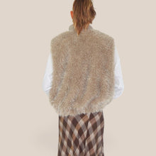 Carica l'immagine nel visualizzatore di Gallery, Philia Loft gilet Art D03E0215
